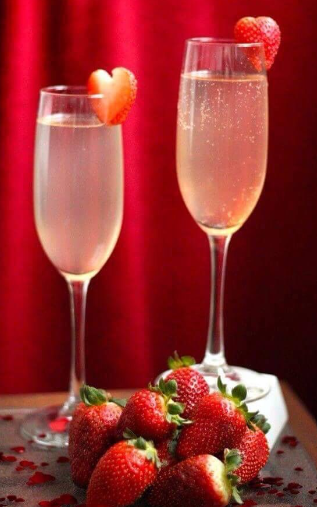 Strawberries & Champagne (Discontinued When Out)